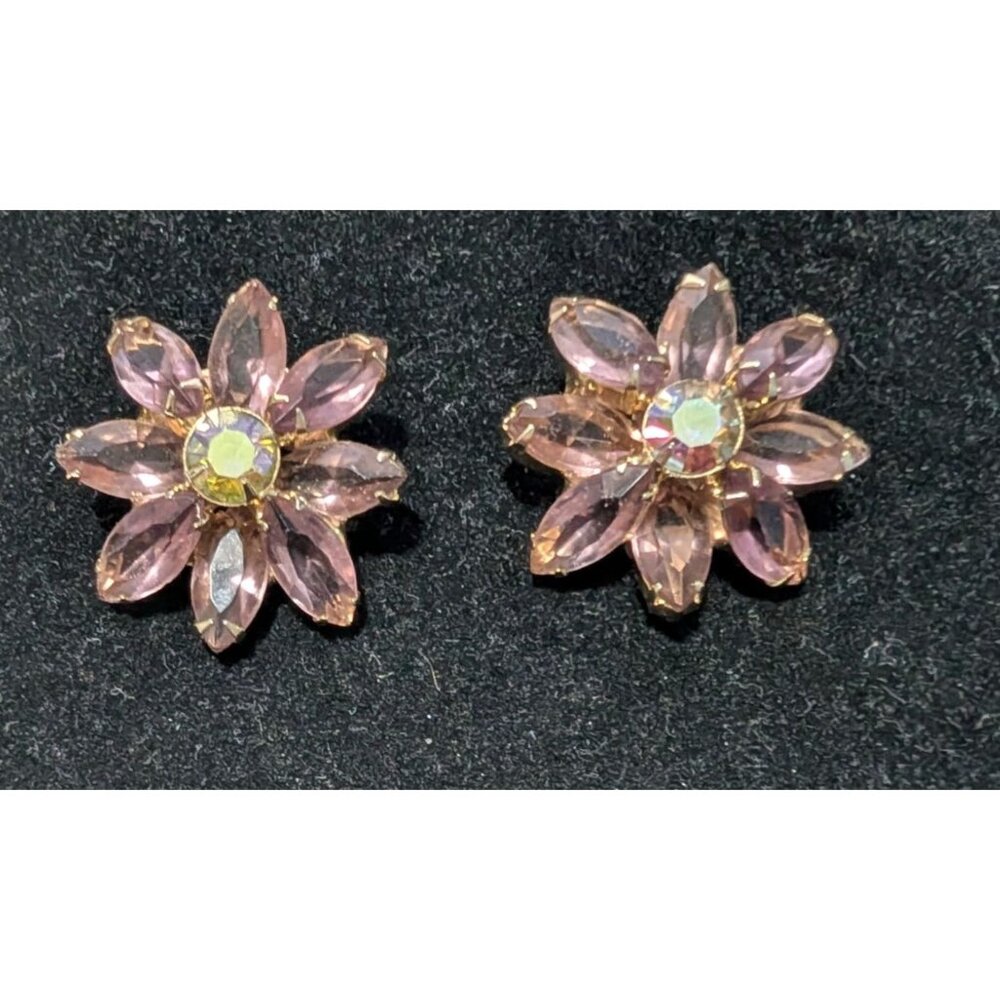 Vintage Flower Clip-On Earrings Purple Rhinestones Aurora Borealis Center - Picture 11 of 13